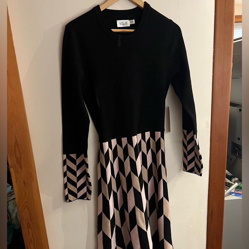Eliza J Black and Pink Chevron Long Sleeve Dress